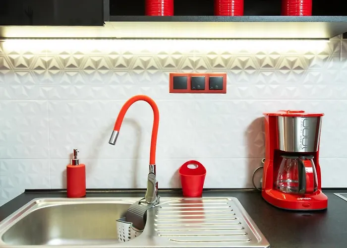 Downtown Luxury Boutique : The Red